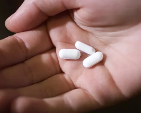 Daily Aspirin Shows Significant Impact in Stopping Bowel Cancer Relapse, Study Finds