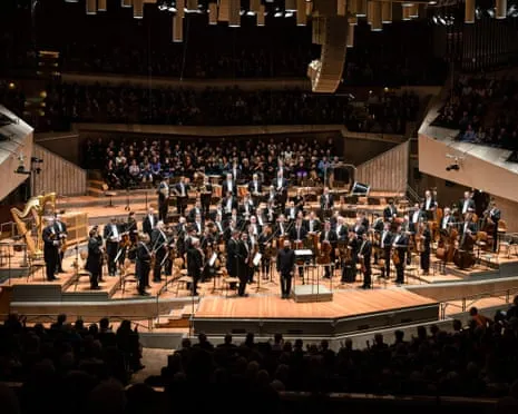 Schoenberg: Concerto for Violin, Verklärte Nacht, Jacob's Ladder Album Review – An Engaging and Impressive Collection