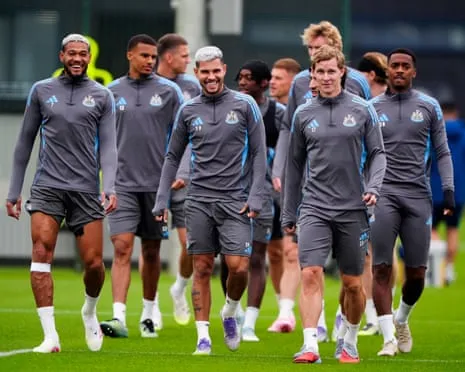 Eddie Howe Calls On Team to Show They Are Elite Competitors Versus Barca