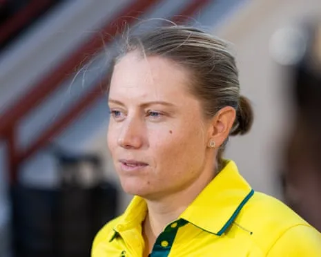 Australia's Women's Cricket Team Suffers Unprecedented Heavy Defeat to Indian Side